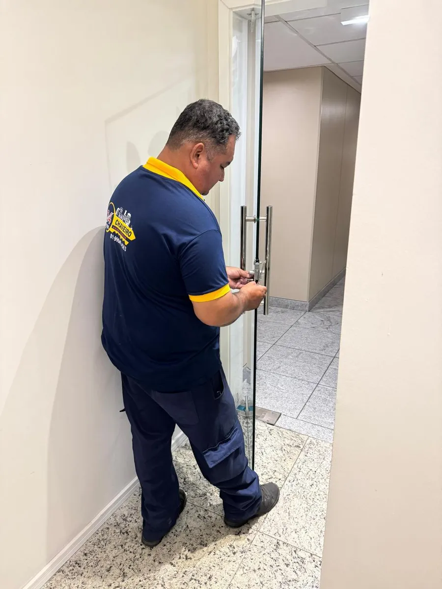 André Chaveiro — chaveiro profissional em Recife há 25 anos